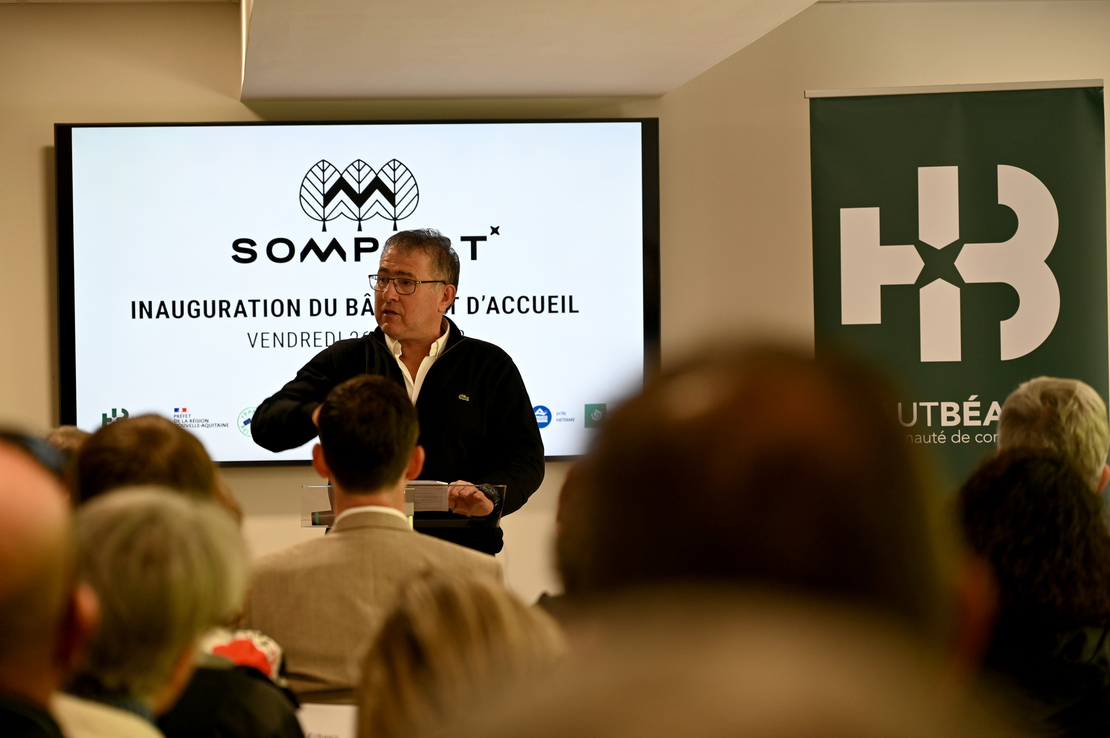 Bernard Aurisset, Vice-président de la CCHB en charge des services techniques, des bâtiments et équipements sportifs